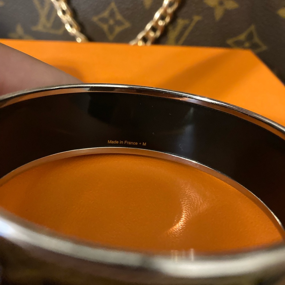 SOLD Hermes Black and Gold Equestrian Bracelet - Picture 7 of 14